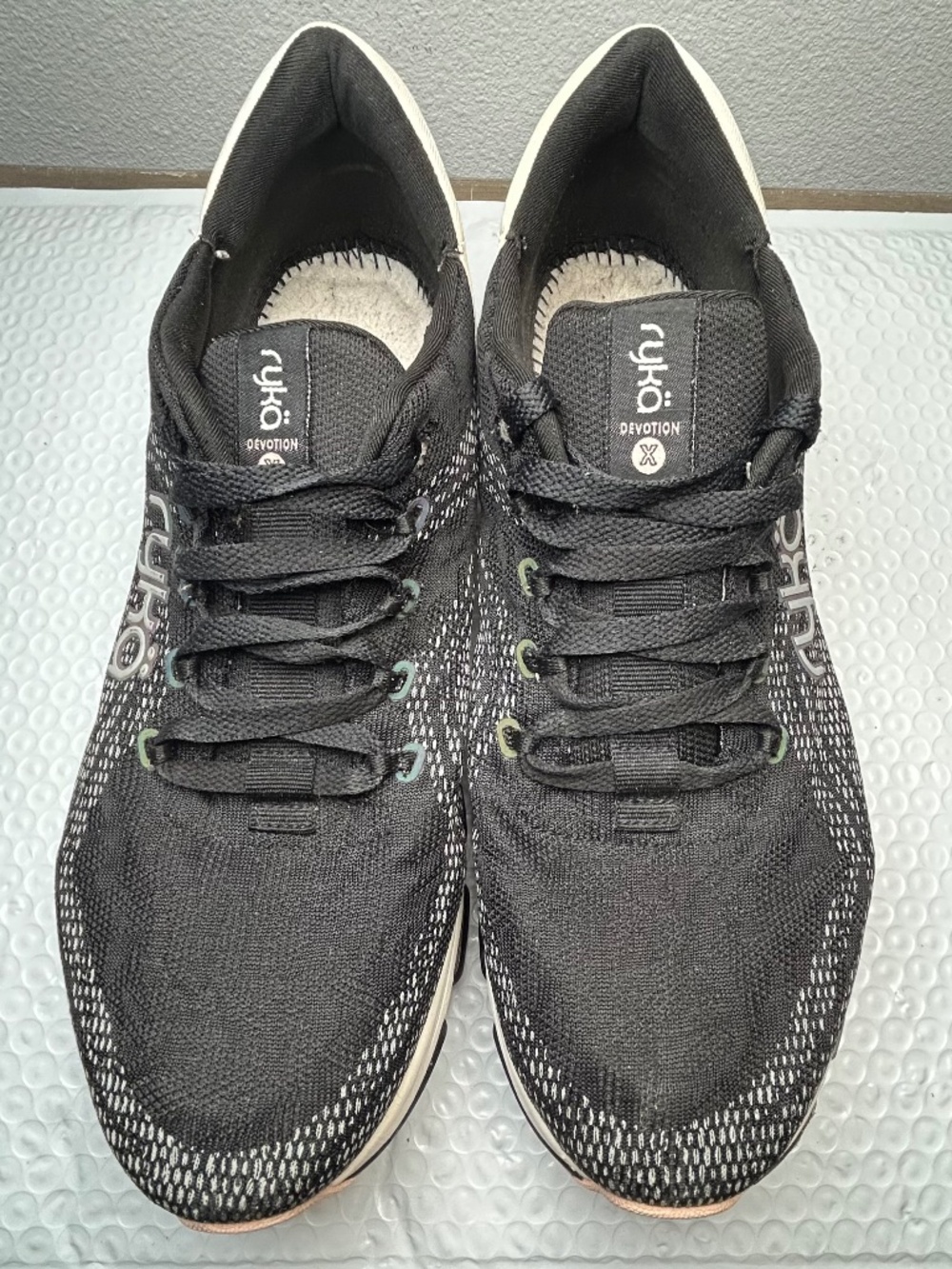Ryka Devotion X Walking Shoes Women's Size 12 Black Mesh Sneakers No insoles